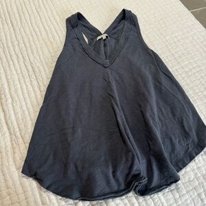 Z Supply V-Neck Weekender or Bayview tank top